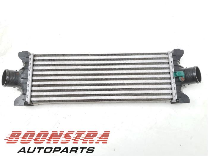 Usados Intercooler Ford Transit 2.2 TDCi 16V Precio € 46,95 IVA incluido ofrecido por Boonstra Autoparts