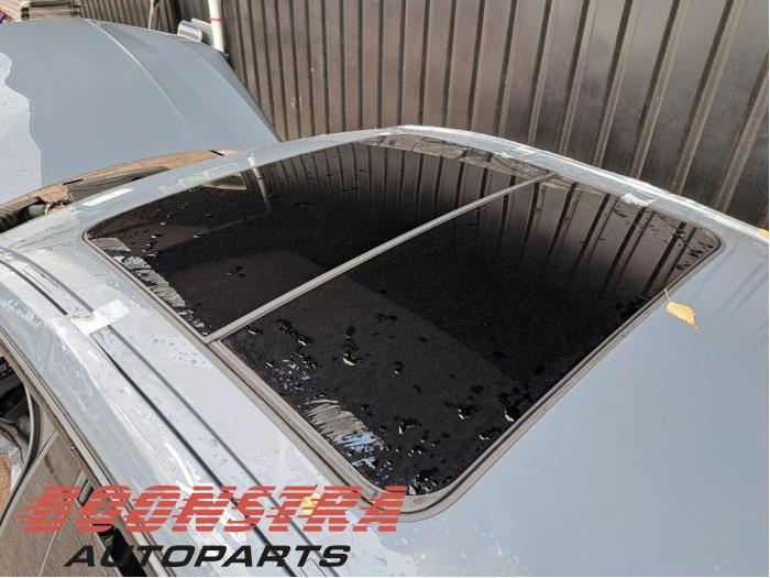 Używane Dach panoramiczny BMW 2 serie Gran Coupe (F44) 218i 1.5 TwinPower Turbo 12V Cena € 999,00 Procedura marży oferowane przez Boonstra Autoparts