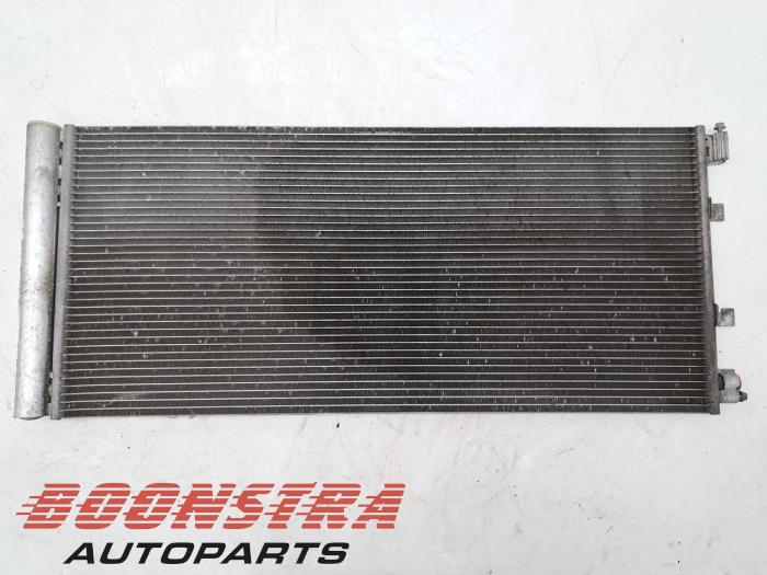 Usagé Condenseur de climatisation Renault Master III (MA/MB/MC/MD/MH/MF/MG/MH) 2.3 dCi 135 16V FWD Prix € 58,95 Prix TTC proposé par Boonstra Autoparts