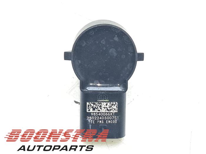 Usados Sensor PDC Citroen C3 Aircross II (CG/CP) 1.2 Hybrid 145 Precio € 29,95 Norma de margen ofrecido por Boonstra Autoparts