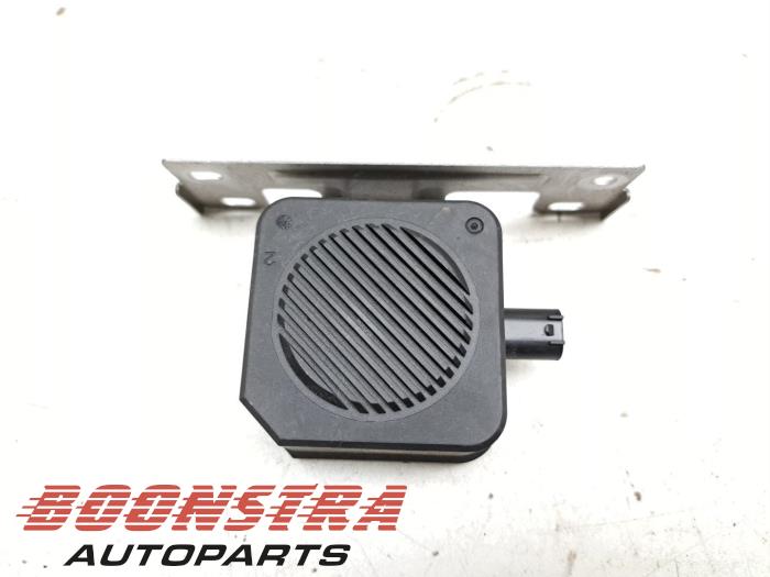 Używane Glosnik BYD Atto 3 Cena € 44,95 Procedura marży oferowane przez Boonstra Autoparts