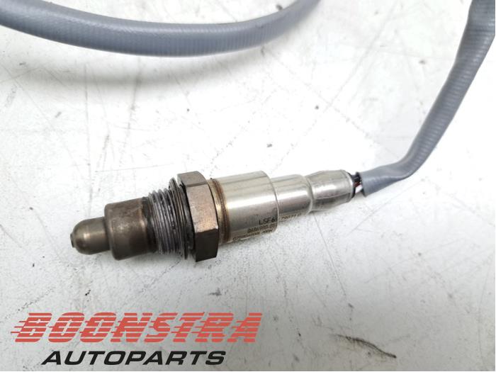 Lambda probe from a BMW 5 serie Touring (G61) 530e 2.0 TwinPower Turbo 16V 2024
