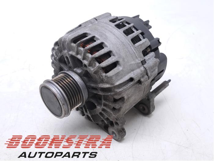 Begagnade Dynamo Volkswagen Golf VII (AUA) 1.6 TDI BMT 16V Pris € 49,95 Marginaltabell erbjuds av Boonstra Autoparts