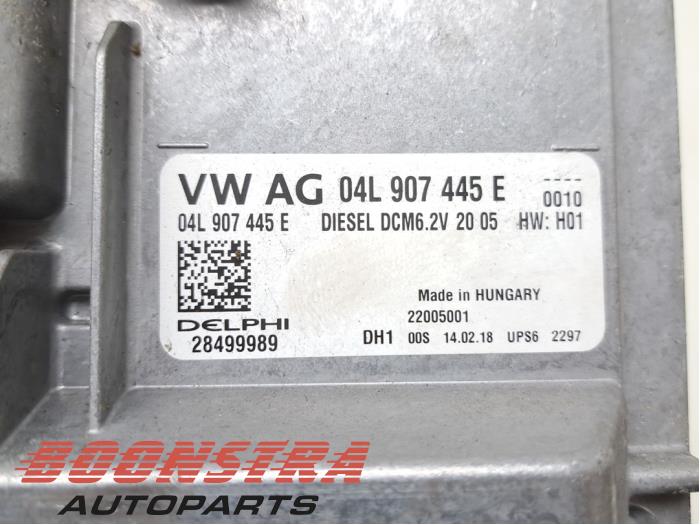Engine management computer from a Volkswagen Golf VII (AUA) 1.6 TDI BMT 16V 2018