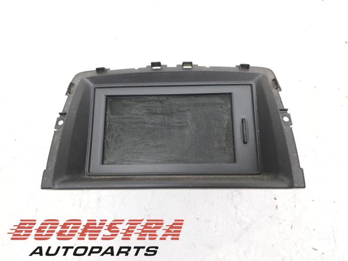 Begagnade Innerdisplay Opel Vivaro 2.0 CDTI Pris € 48,94 Inklusive moms erbjuds av Boonstra Autoparts