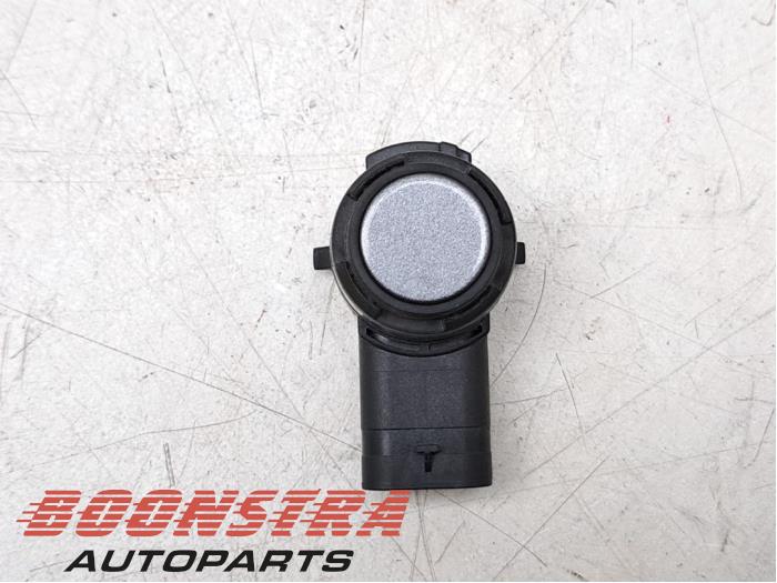 Begagnade Parkeringssensor Volkswagen Golf VII (AUA) 1.0 TSI 12V Pris € 24,95 Marginaltabell erbjuds av Boonstra Autoparts