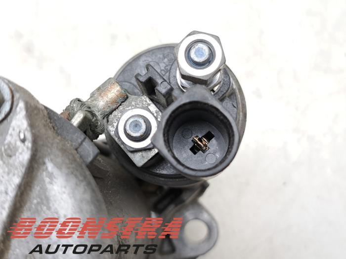 Anlasser van een Volkswagen Golf VII (AUA) 1.4 TSI Multifuel 16V 2014