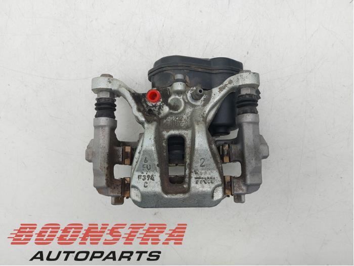 Gebrauchte Bremszange links hinten Toyota Yaris IV (P21/PA1/PH1) 1.5 12V Hybrid 115 Preis € 54,95 Margenregelung angeboten von Boonstra Autoparts