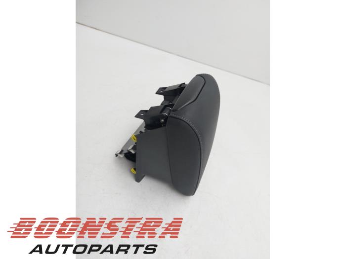 Begagnade Armstöd Opel Grandland (X) 1.6 Turbo 16V Hybrid Pris € 74,95 Marginaltabell erbjuds av Boonstra Autoparts