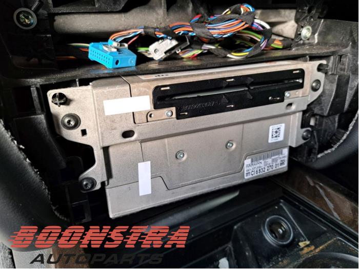 Używane Modul nawigacji BMW X5 (F15) M50d 3.0 24V Cena € 395,00 Procedura marży oferowane przez Boonstra Autoparts