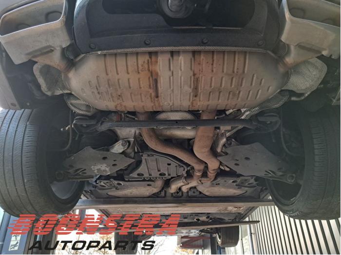 Usados Subchasis Landrover Range Rover Sport (L1) 3.0 P510e Precio € 1.095,00 Norma de margen ofrecido por Boonstra Autoparts