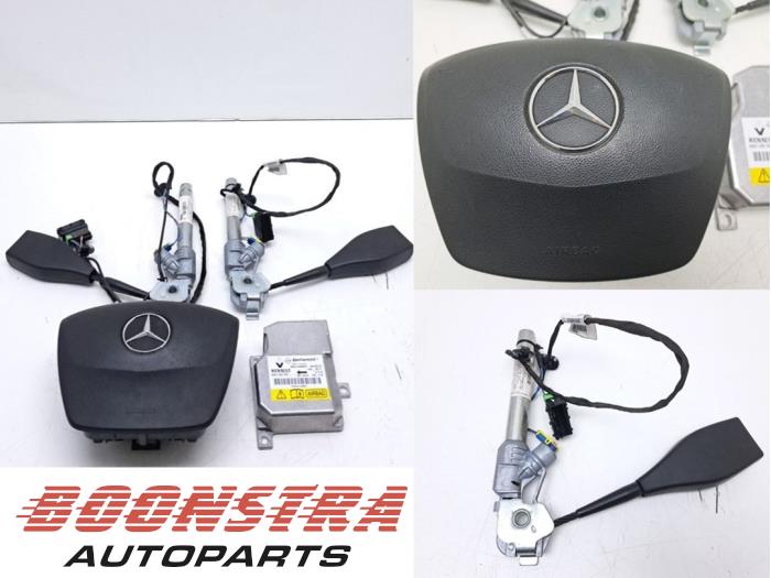 Begagnade Airbagset Mercedes Citan (415.6) 1.5 108 CDI Pris € 199,00 Inklusive moms erbjuds av Boonstra Autoparts