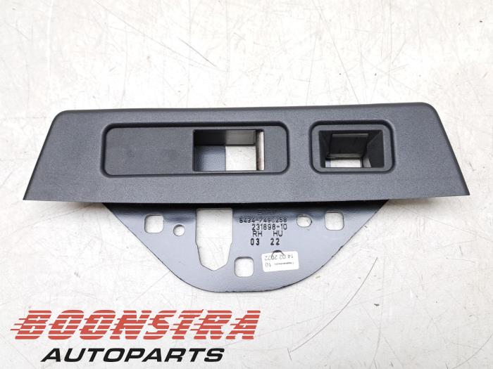 Używane Blokada dachu cabrio BMW 4 serie (G23) 420i 2.0 TwinPower Turbo 16V Cena € 34,94 Z VAT oferowane przez Boonstra Autoparts
