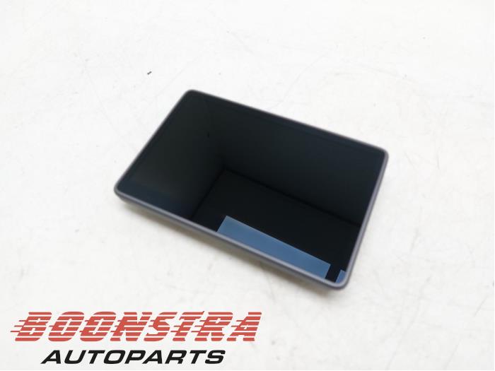 Begagnade Innerdisplay Tesla Model 3 Long Range, Performance AWD Pris € 399,00 Marginaltabell erbjuds av Boonstra Autoparts