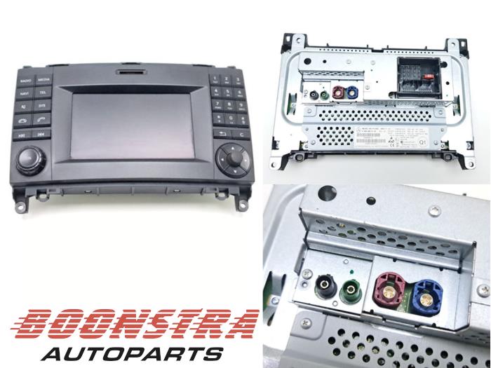 Używane Radio Mercedes Sprinter 3,5t (906.13/906.23) 314 CDI 16V Cena € 269,00 Z VAT oferowane przez Boonstra Autoparts