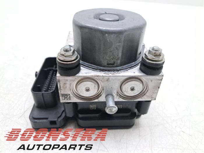 Begagnade ABS-pump Peugeot 108 1.0 12V VVT-i Pris € 20,62 Marginaltabell erbjuds av Boonstra Autoparts
