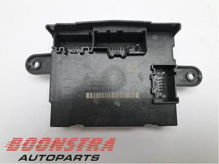 Używane Modul centralnego zamka Landrover Range Rover Sport (L1) 3.0 P510e Cena € 124,95 Procedura marży oferowane przez Boonstra Autoparts