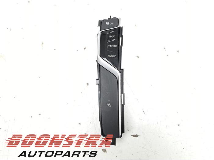 Używane Przelacznik BMW 5 serie (G30) 530i 2.0 TwinPower Turbo 16V Cena € 74,95 Procedura marży oferowane przez Boonstra Autoparts
