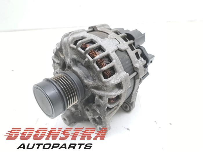 Usagé Dynamo Mercedes C (C205) C-250 2.0 16V Prix € 94,95 Règlement à la marge proposé par Boonstra Autoparts