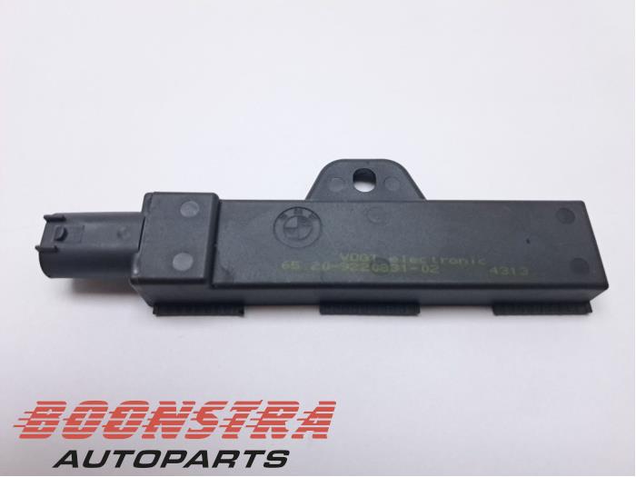 Używane Keyless Entry-Antena Mini Countryman (F60) 2.0 16V John Cooper Works ALL4 Cena € 24,95 Z VAT oferowane przez Boonstra Autoparts