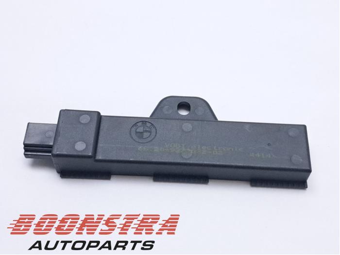 Używane Keyless Entry-Antena Mini Countryman (F60) 2.0 16V John Cooper Works ALL4 Cena € 24,95 Z VAT oferowane przez Boonstra Autoparts