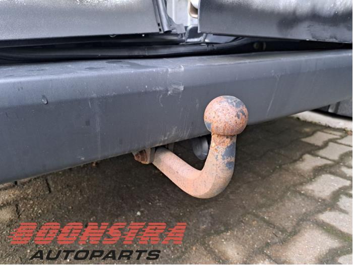 Używane Hak holowniczy Mercedes Vito (447.6) 1.6 111 CDI 16V Cena € 156,09 Z VAT oferowane przez Boonstra Autoparts