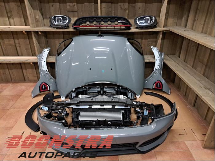 Gebrauchte Vorderfront komplett Mini Countryman (F60) 2.0 16V John Cooper Works ALL4 Preis € 6.995,00 Mit Mehrwertsteuer angeboten von Boonstra Autoparts