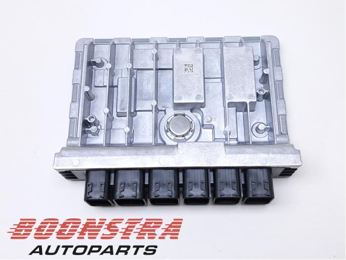 Used Engine management computer BMW X5 (G05) xDrive50e 3.0 24V Price € 591,94 Inclusive VAT offered by Boonstra Autoparts