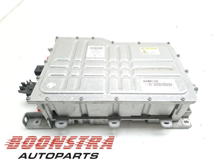 Używane Ladowarka pokladowa Opel Grandland (X) 1.6 Turbo 16V Hybrid Cena € 669,95 Procedura marży oferowane przez Boonstra Autoparts