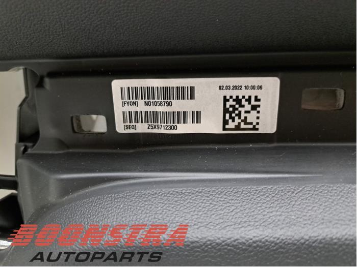 Panel z MINI Countryman (F60) 2.0 16V John Cooper Works ALL4 2022