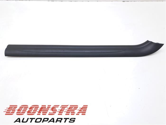 Używane Próg drzwi prawa Mini Mini (F56) 2.0 16V John Cooper Works Cena € 30,19 Z VAT oferowane przez Boonstra Autoparts