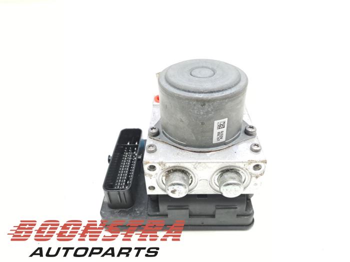 Begagnade ABS-pump Jeep Renegade (BU) 1.4 Multi Air 16V Pris € 344,95 Marginaltabell erbjuds av Boonstra Autoparts