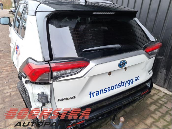 Begagnade Baklucka Toyota RAV4 (A5) 2.5 Plug-in Hybrid 16V AWD Pris € 995,00 Marginaltabell erbjuds av Boonstra Autoparts