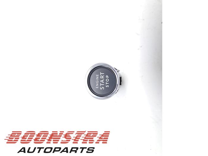 Używane Przelacznik Start/Stop Fiat 600 (365) 1.2 Hybrid 100 Cena € 24,95 Procedura marży oferowane przez Boonstra Autoparts
