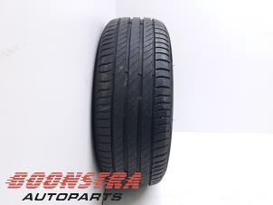 Opona z Ford C-Max (DXA) 1.0 Ti-VCT EcoBoost 12V 125