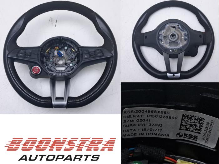 Gebrauchte Lenkrad Alfa Romeo Giulia (952) 2.9 Bi-Turbo V6 24V Quadrifoglio Verde Preis € 349,00 Margenregelung angeboten von Boonstra Autoparts