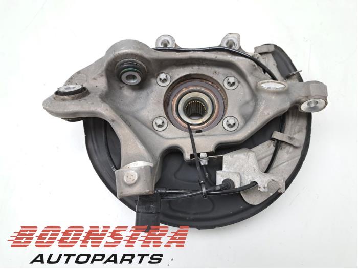 Wheel hub