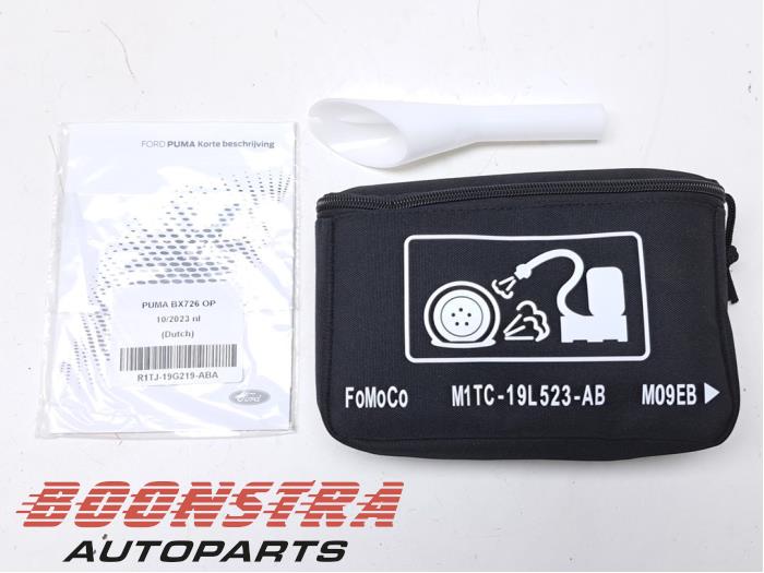 Używane Zestaw narzedzi Ford Puma 1.0 Ti-VCT EcoBoost mHEV 12V Cena € 39,95 Procedura marży oferowane przez Boonstra Autoparts
