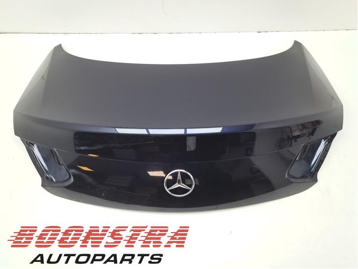 Begagnade Baklucka Mercedes C (C205) C-250 2.0 16V Pris € 549,95 Marginaltabell erbjuds av Boonstra Autoparts