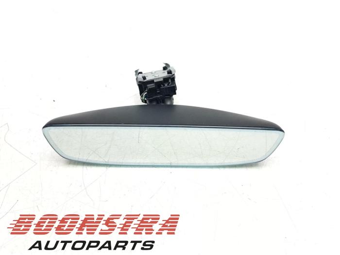 Używane Lusterko wewnetrzne Peugeot 2008 (UD/UK/UR/US/UX) e-2008 50 kWh Cena € 24,95 Procedura marży oferowane przez Boonstra Autoparts