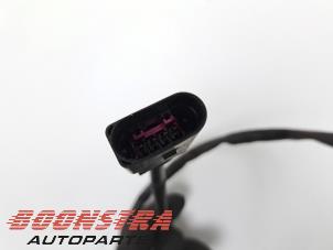 Lambda probe from a Audi S3 Sportback (8VA/8VF) 2.0 T FSI 16V 2014