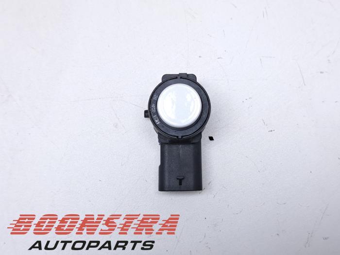 Usados Sensor PDC BMW 3 serie Touring (G21) 320i 2.0 TwinPower Turbo 16V Precio € 39,95 Norma de margen ofrecido por Boonstra Autoparts