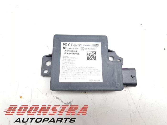 Begagnade Modul (diverse) Tesla Model 3 Performance AWD 78 kWh Pris € 39,95 Marginaltabell erbjuds av Boonstra Autoparts