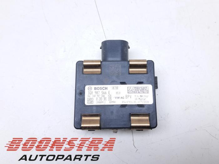 Begagnade Dödvinkelsensor Volkswagen Passat Variant (3G5) 1.4 GTE 16V Pris € 119,95 Marginaltabell erbjuds av Boonstra Autoparts