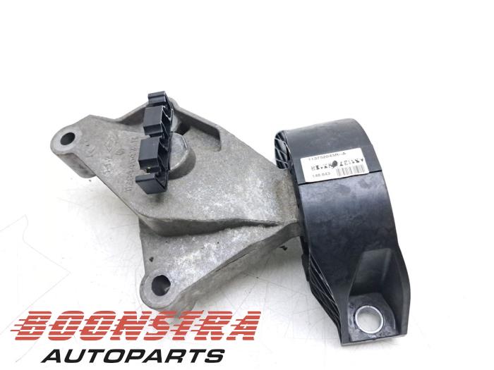 Gebrauchte Motorlager Renault Captur I (2R) 0.9 Energy TCE 12V Preis € 24,95 Margenregelung angeboten von Boonstra Autoparts