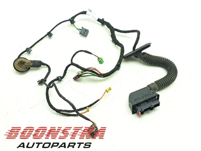 Begagnade Kablage Mercedes C Estate (S205) C-350 e 2.0 16V Pris € 44,95 Marginaltabell erbjuds av Boonstra Autoparts