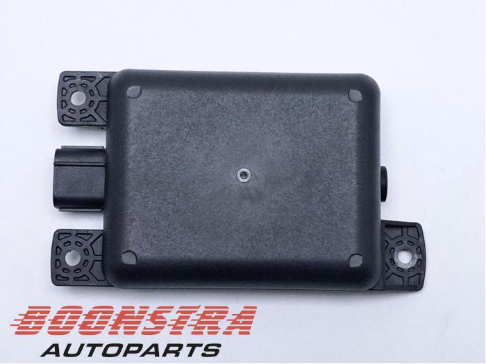 Begagnade Dödvinkelsensor Suzuki Vitara (LY/MY) 1.5 16V Dualjet Hybrid Pris € 224,95 Marginaltabell erbjuds av Boonstra Autoparts
