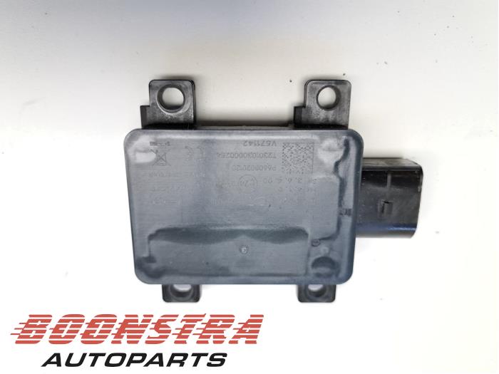 Begagnade Radarsensor Lynk &amp; Co 01 1.5 PHEV Pris € 194,95 Marginaltabell erbjuds av Boonstra Autoparts