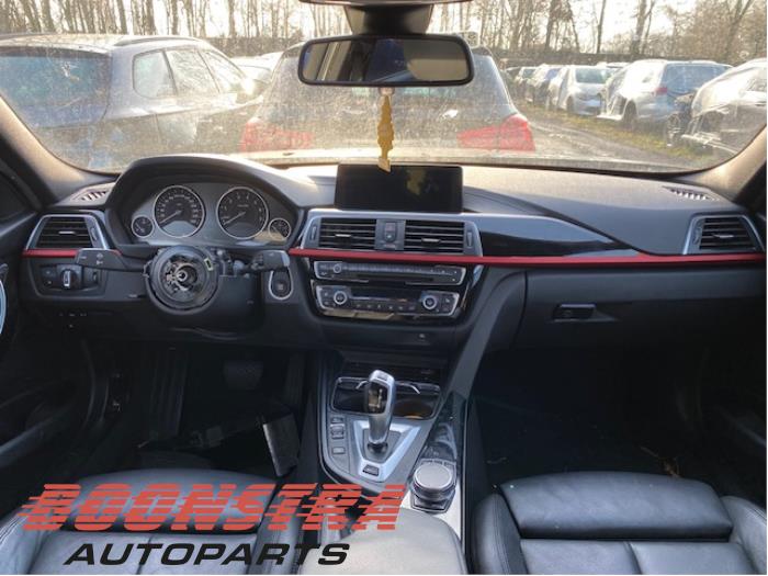 Begagnade Airbagset BMW 3 serie (F30) 330e Pris € 749,00 Marginaltabell erbjuds av Boonstra Autoparts
