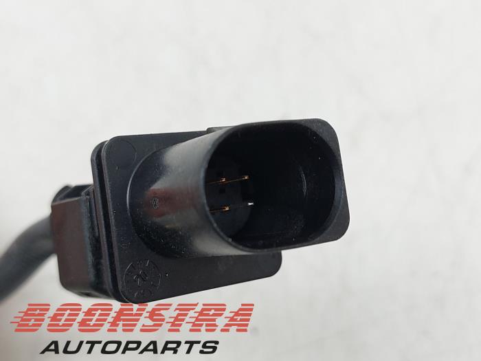 Lambdasonde van een BMW 2 serie Gran Coupe (F44) 218i 1.5 TwinPower Turbo 12V 2020